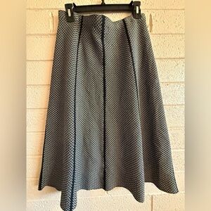 Keren  hart Black and White Knit Fabric size M